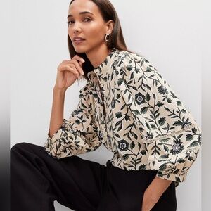 Ann Taylor Floral Leaf Print Cream Linen Blend Blouse, NWOT, Small Petite
